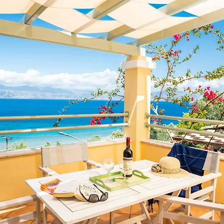 Вилла Irida Апраос