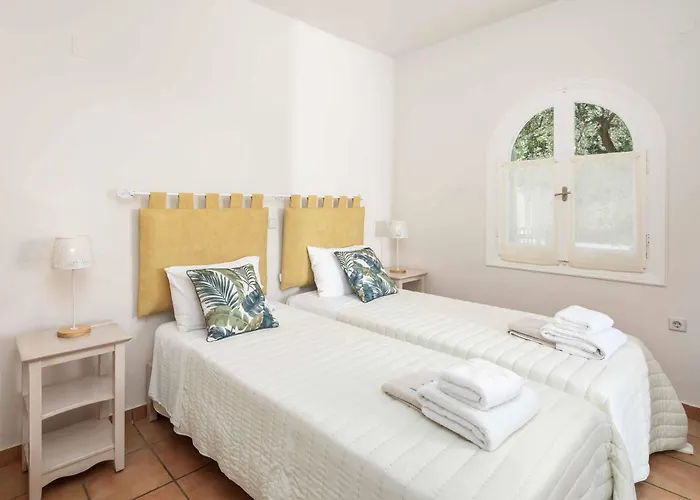 Villa Irida